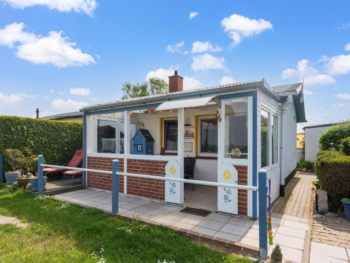 Beautiful Bungalow In Poel Near The Beach Fahrdorf  Exterior foto