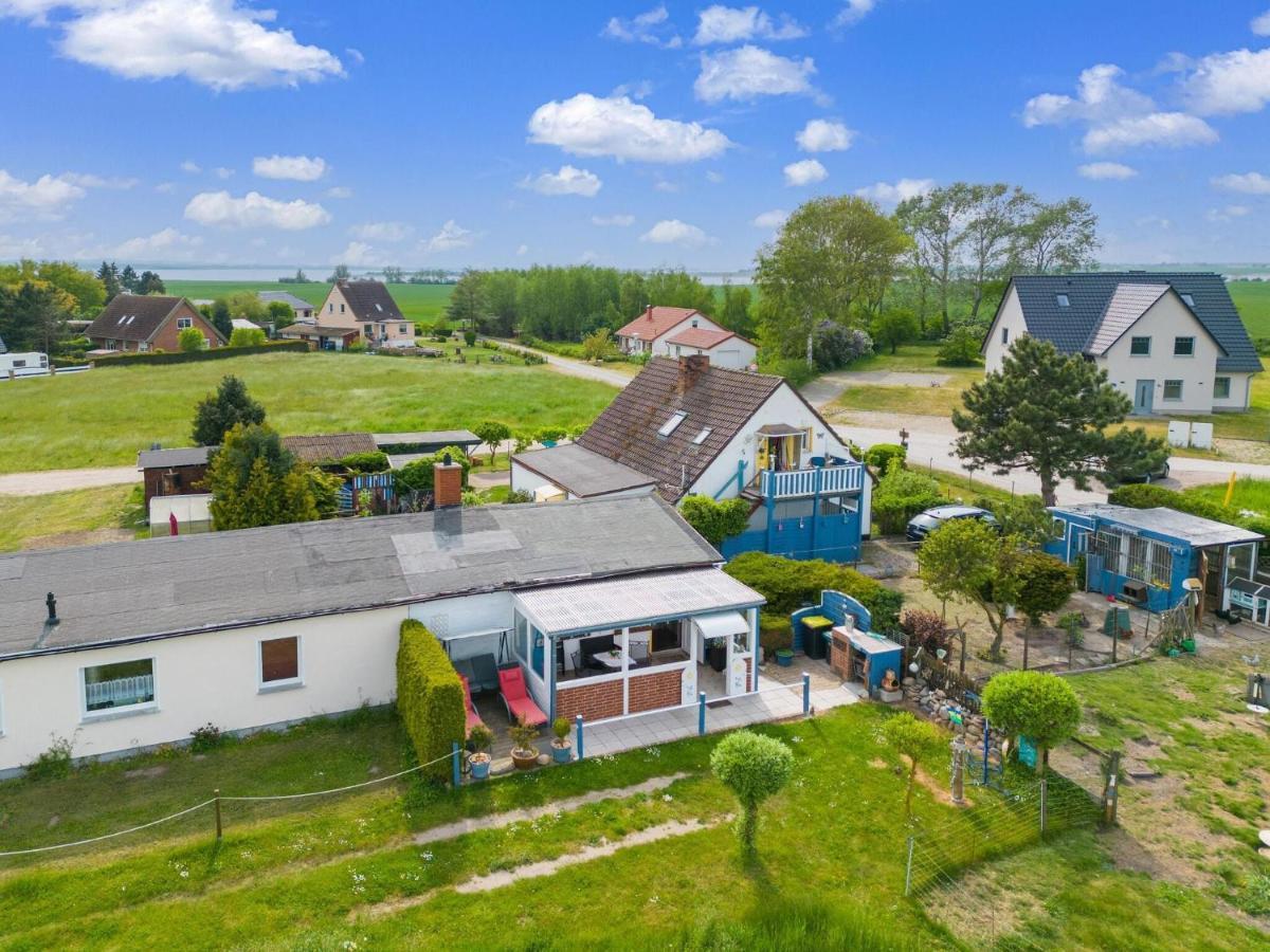 Beautiful Bungalow In Poel Near The Beach Fahrdorf  Exterior foto
